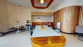 Explore Nottingham from Your Ensuite Oasis at iQ Exchange